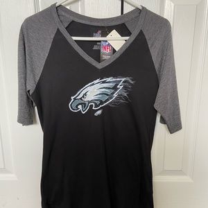 Philadelphia Eagles women’s tee size M  NWT